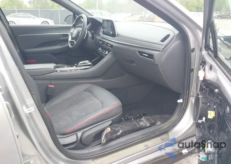 2021 Hyundai Sonata Sel Plus z USA, uszkodzony, nr VIN 5NPEJ4J28MH108241